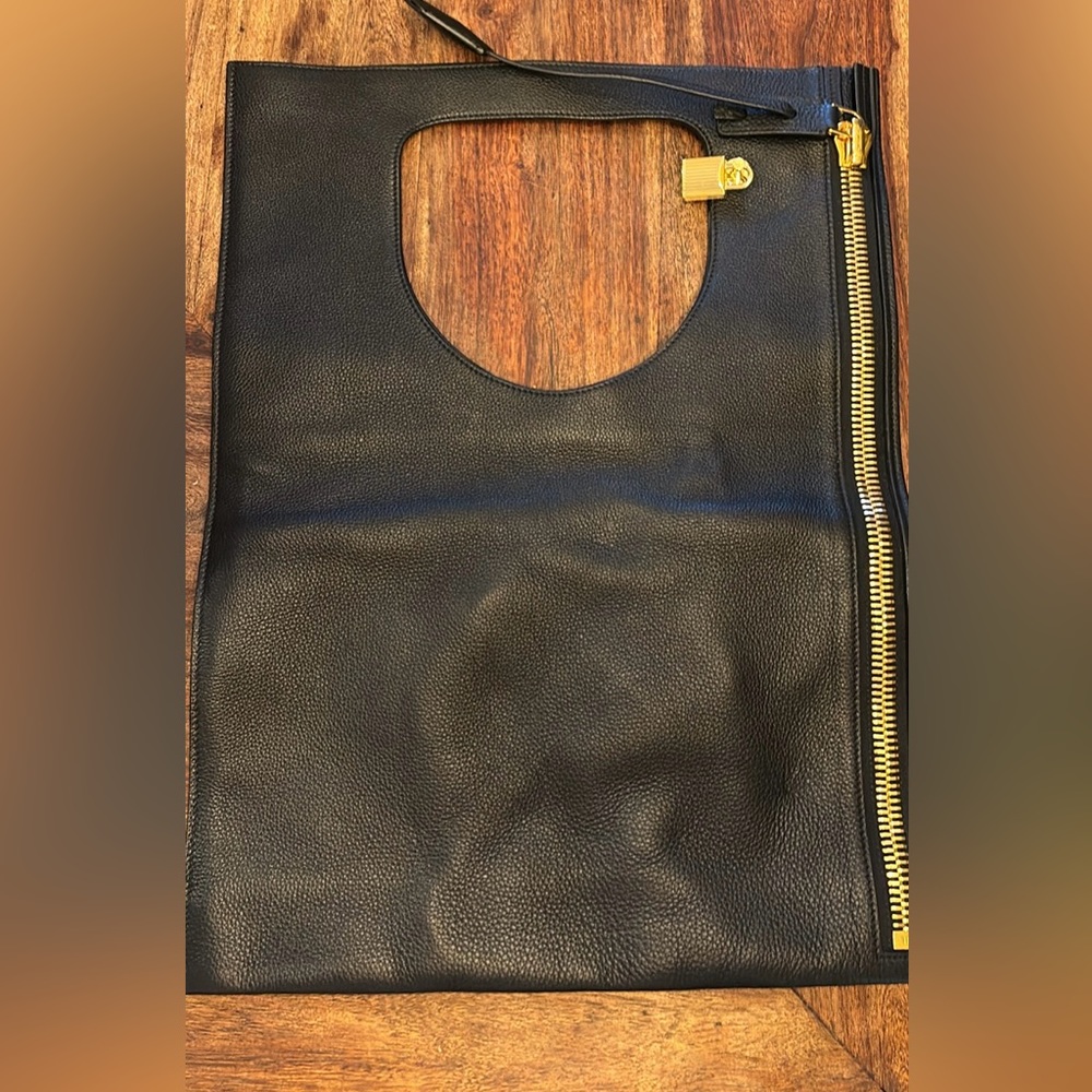 Tom Ford Grain Leather Flat Alix Bag